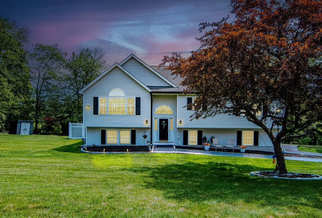 24 Interlochen Road Carmel NY 10512