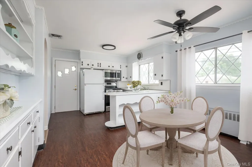 138 Davison Avenue Oceanside NY 11572