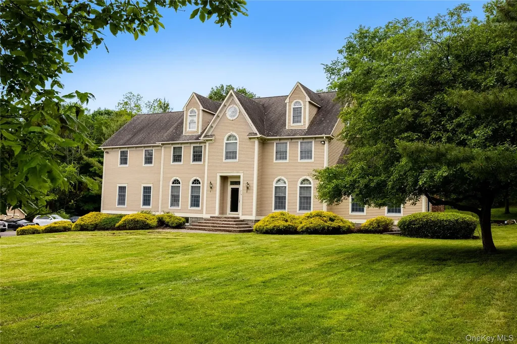 219 Maple Avenue Monroe NY 10950