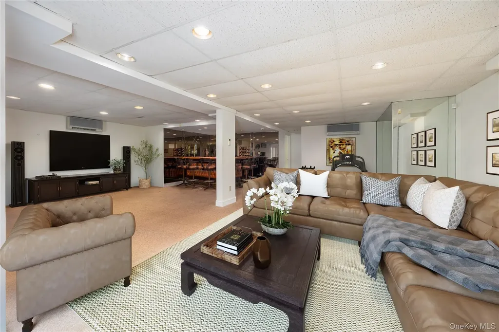 219 Maple Avenue Monroe NY 10950