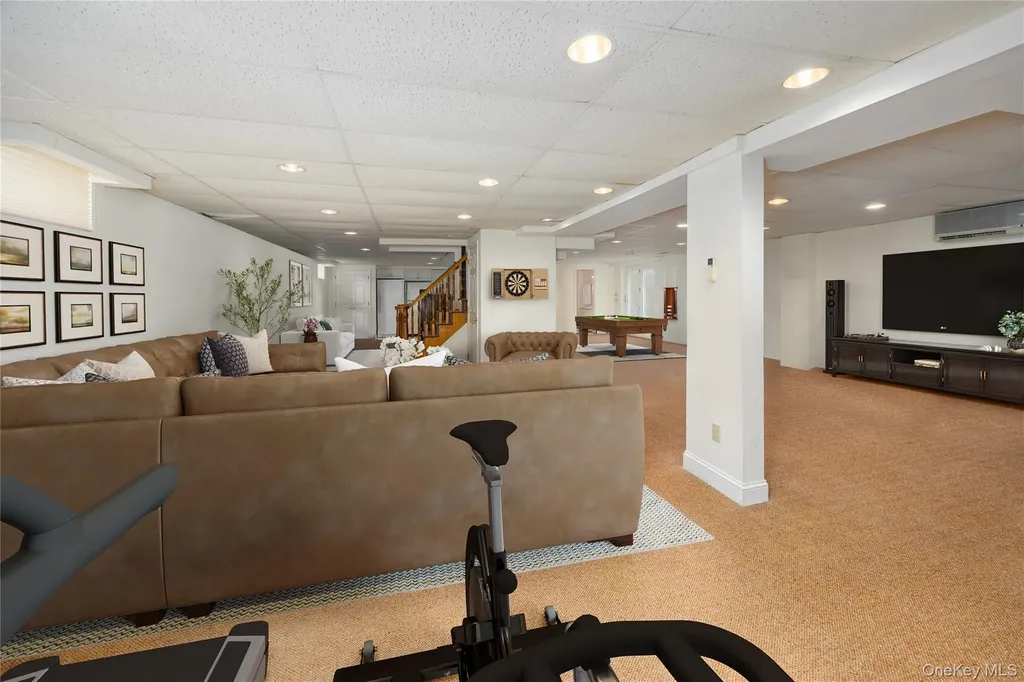 219 Maple Avenue Monroe NY 10950