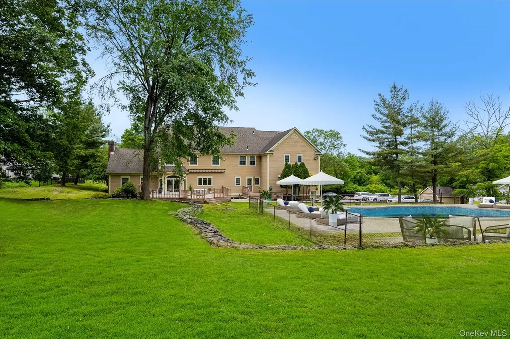 219 Maple Avenue Monroe NY 10950