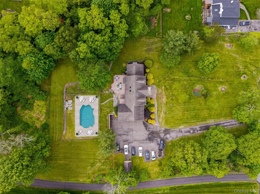 219 Maple Avenue Monroe NY 10950