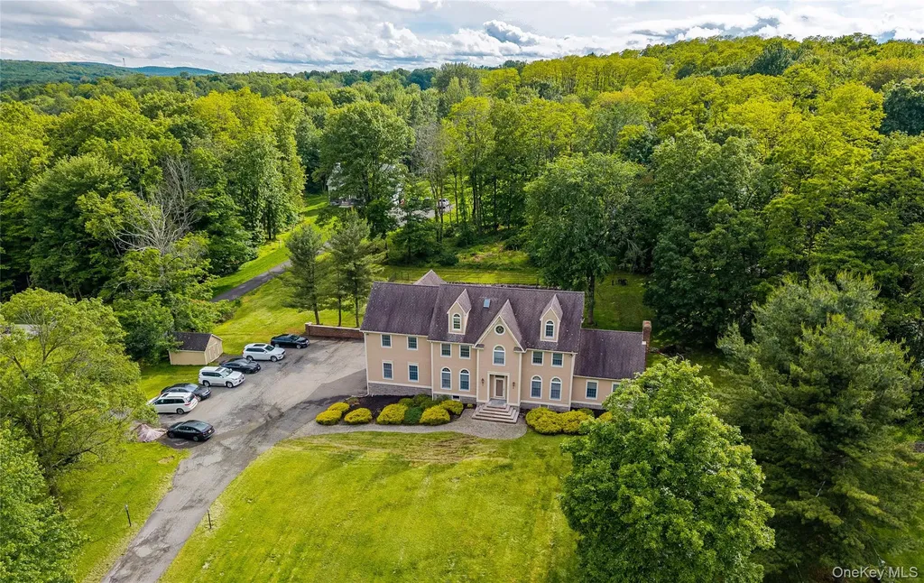 219 Maple Avenue Monroe NY 10950