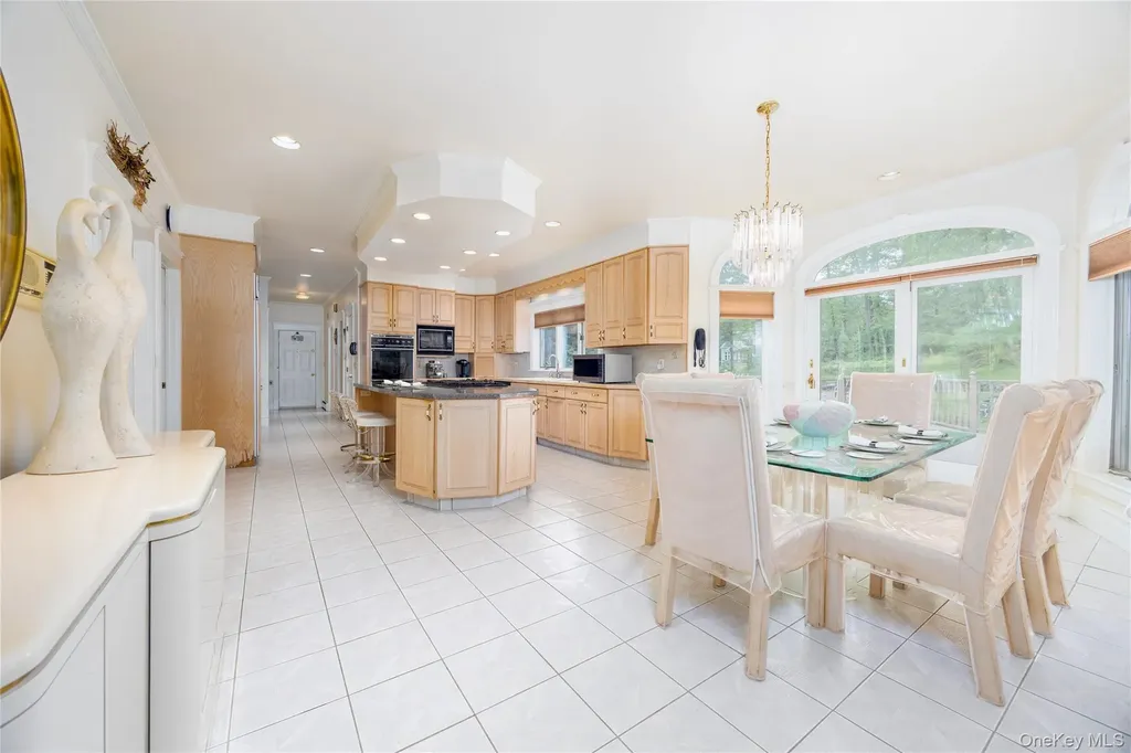 219 Maple Avenue Monroe NY 10950