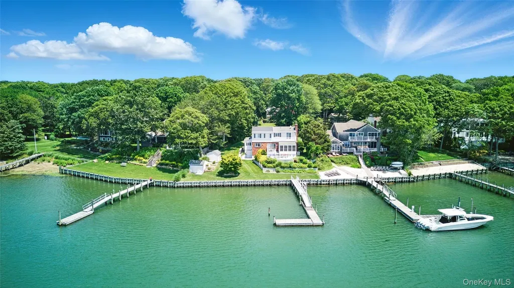 2005 Westview Drive Mattituck NY 11952