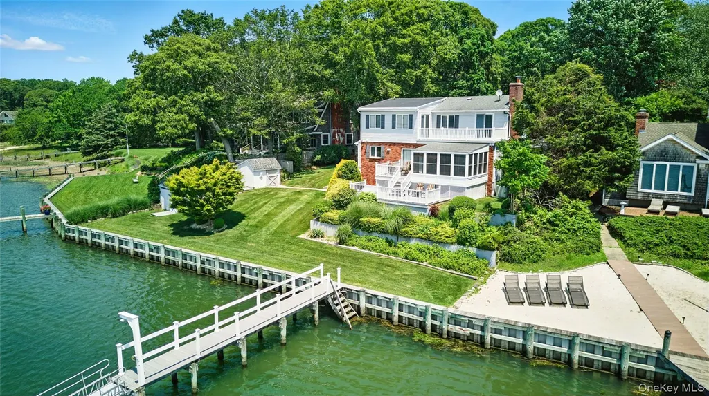 2005 Westview Drive Mattituck NY 11952