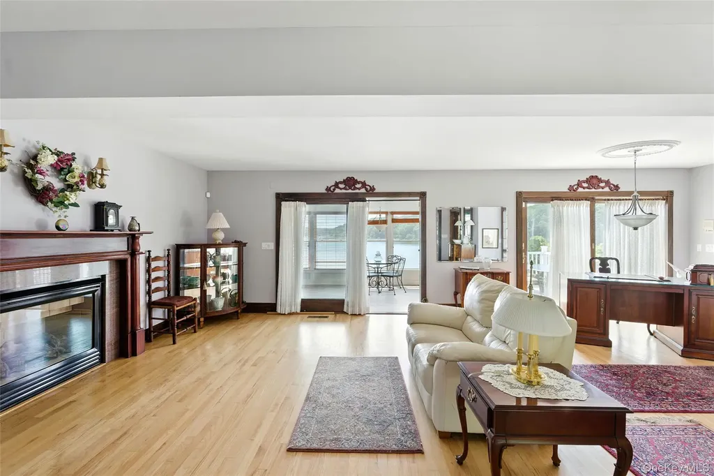 2005 Westview Drive Mattituck NY 11952