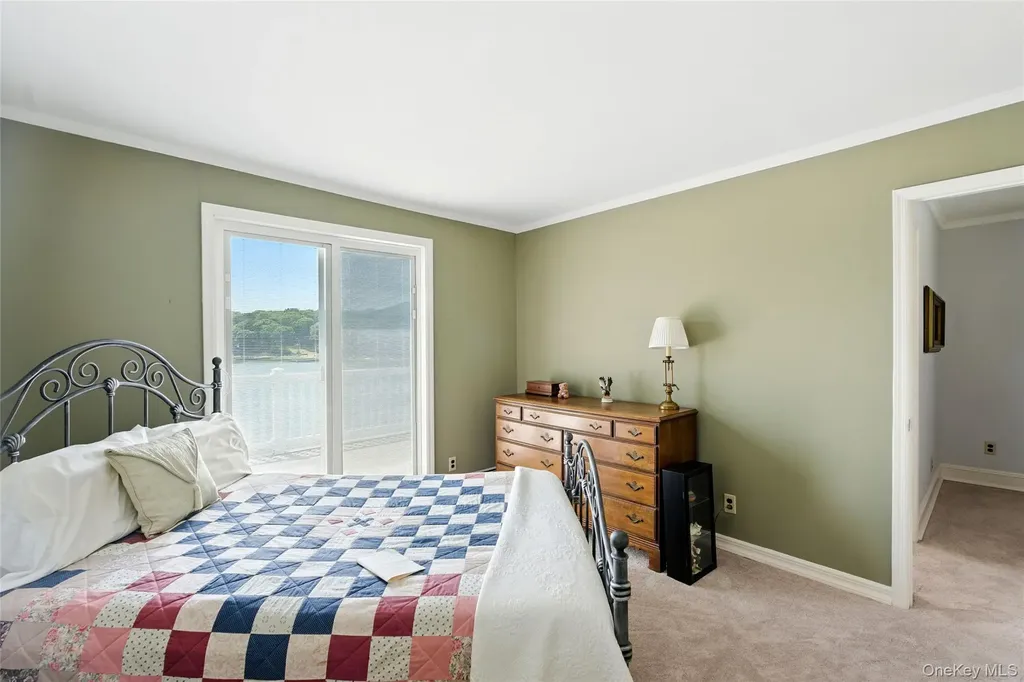 2005 Westview Drive Mattituck NY 11952