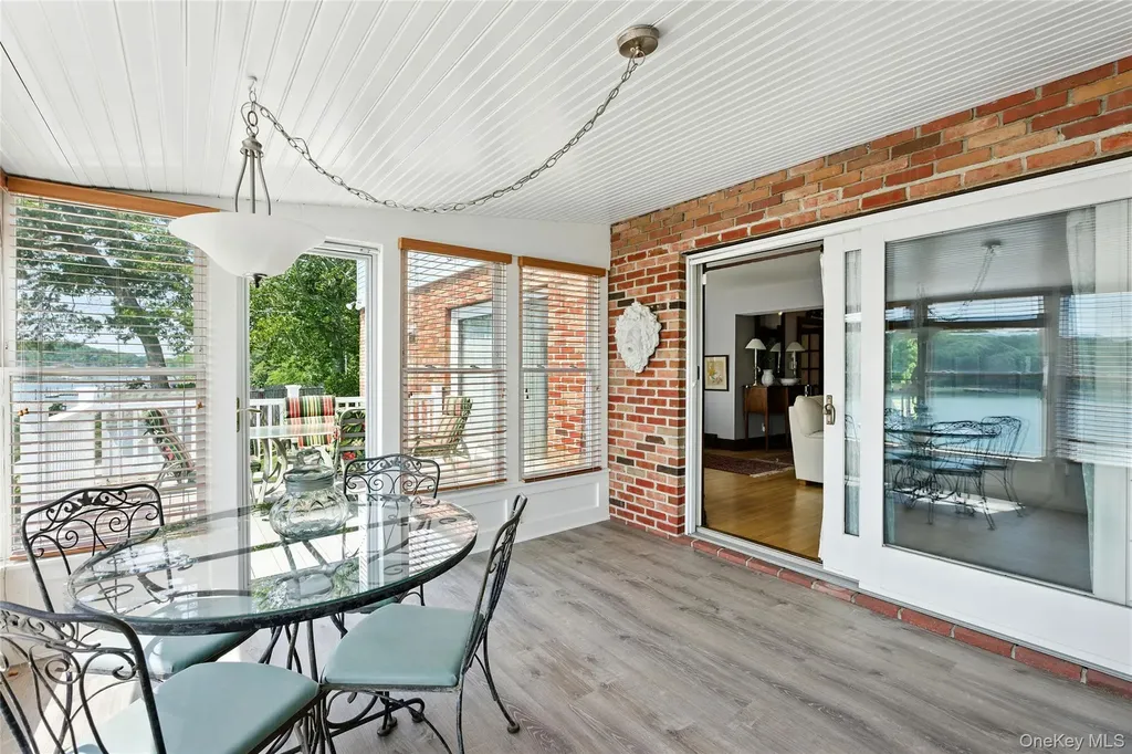 2005 Westview Drive Mattituck NY 11952