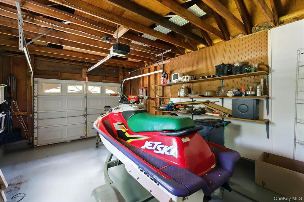 2005 Westview Drive Mattituck NY 11952