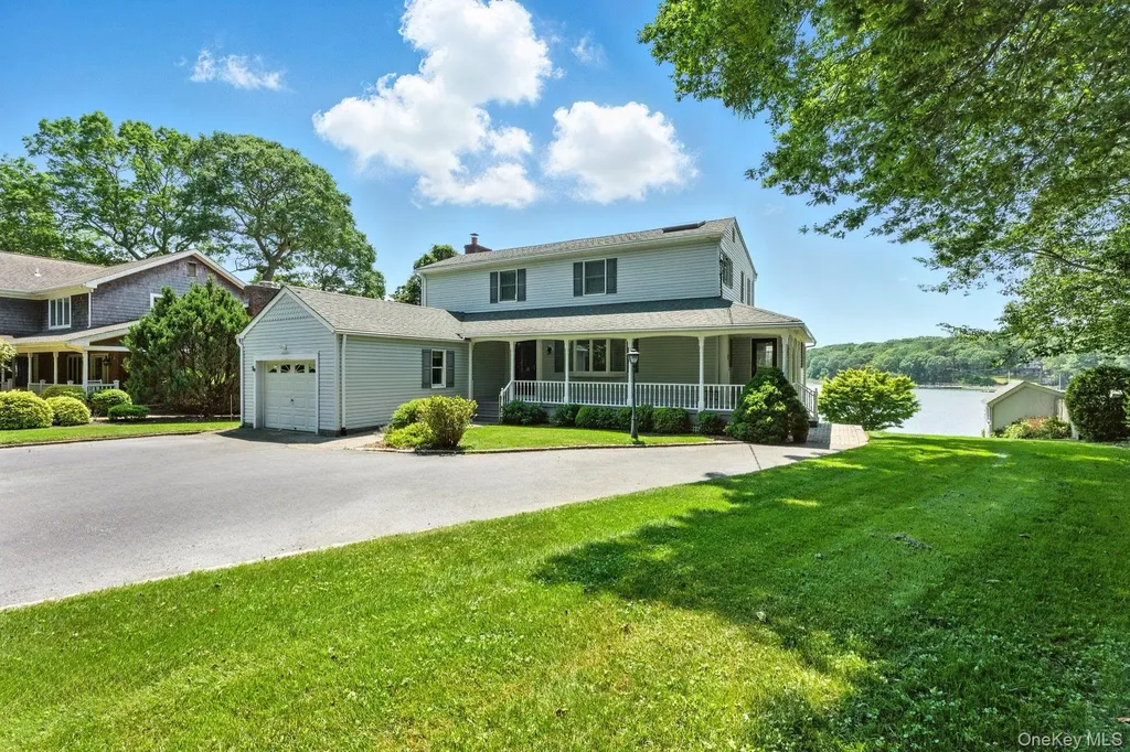 2005 Westview Drive Mattituck NY 11952