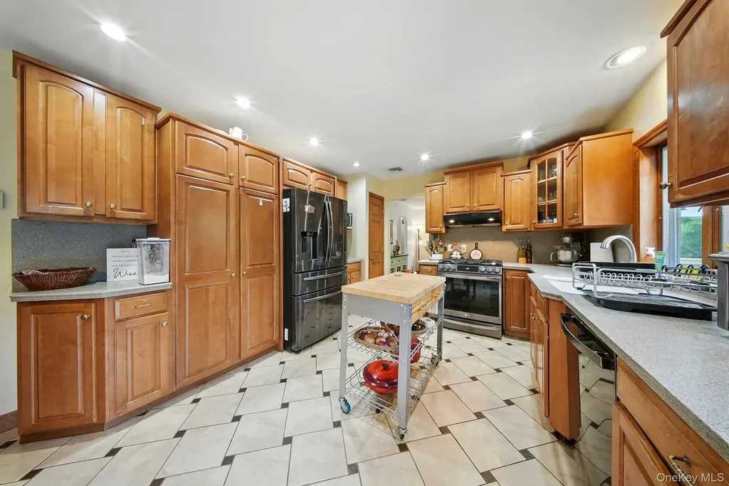 193 Dill Road Forestburgh NY 12777