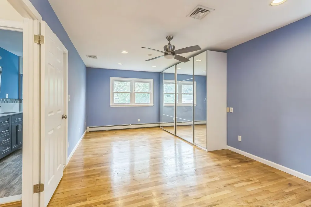 21 Tulipwood Drive Commack NY 11725