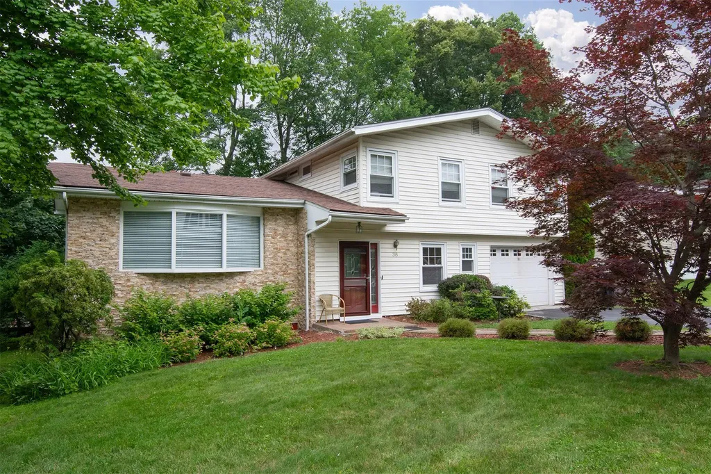 38 Balmoral Crescent White Plains NY 10607