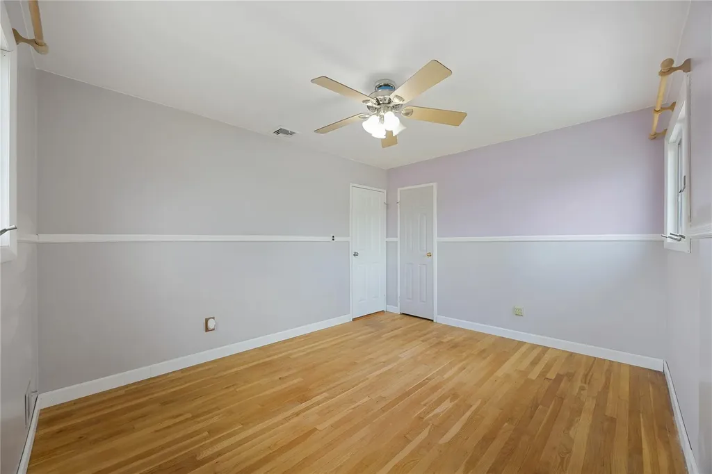 662 Interlaken Lane North Babylon NY 11703