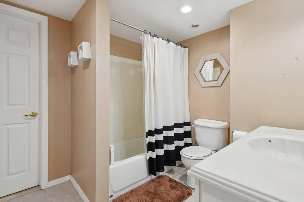 13 Sunset Drive Centereach NY 11720