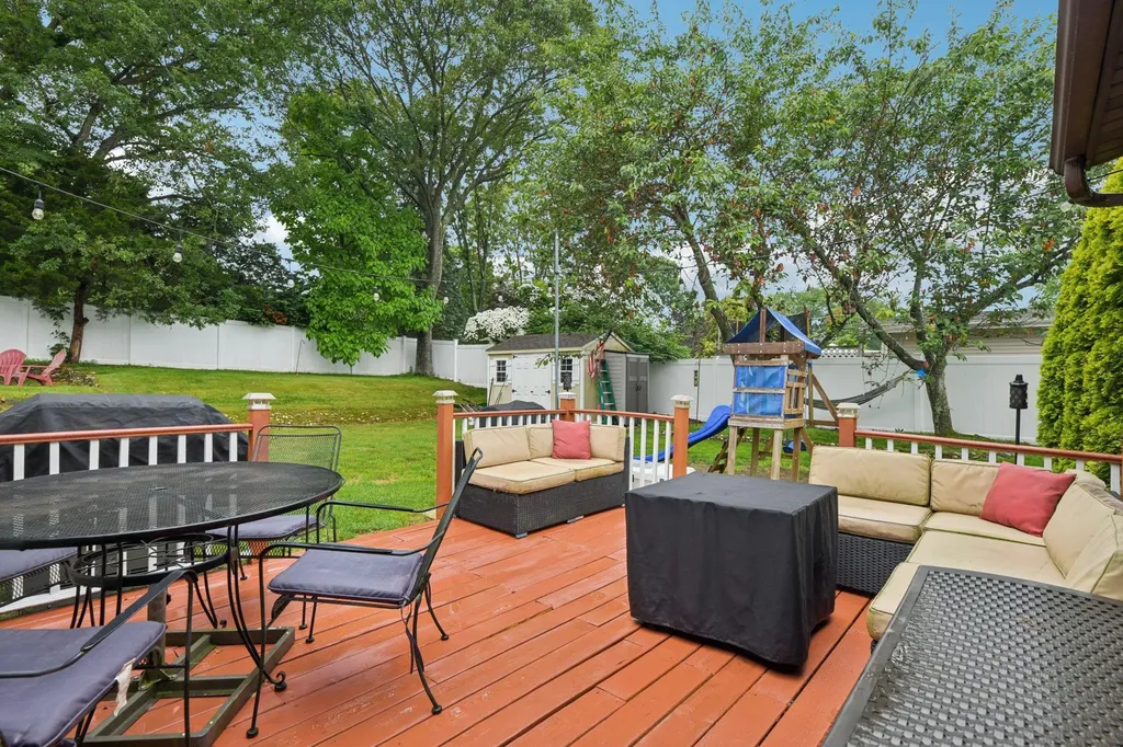 13 Sunset Drive Centereach NY 11720