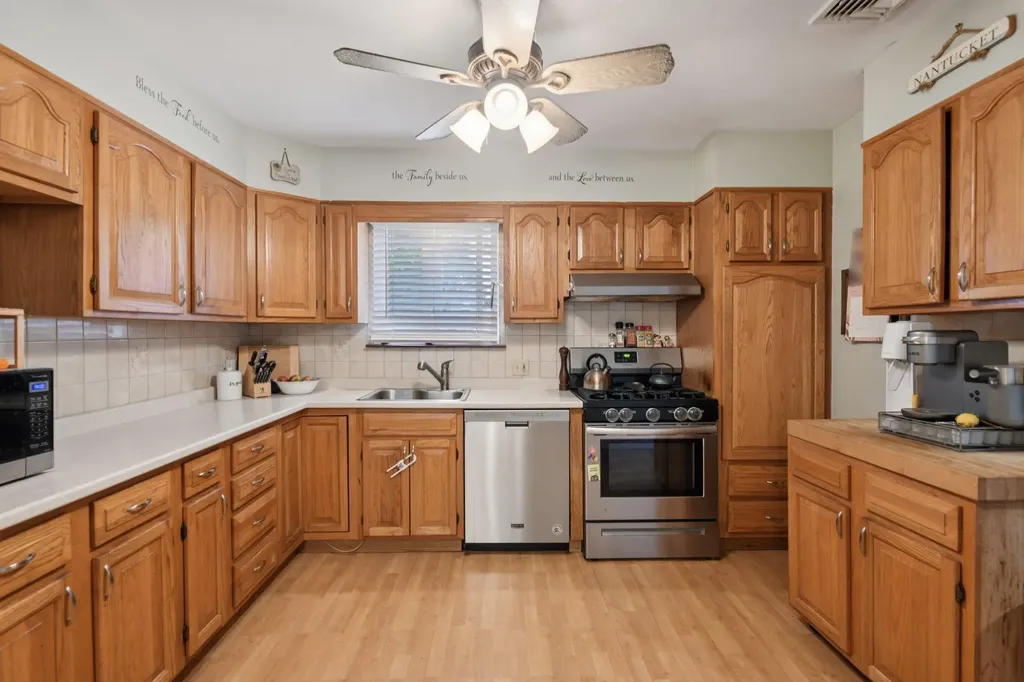 13 Sunset Drive Centereach NY 11720