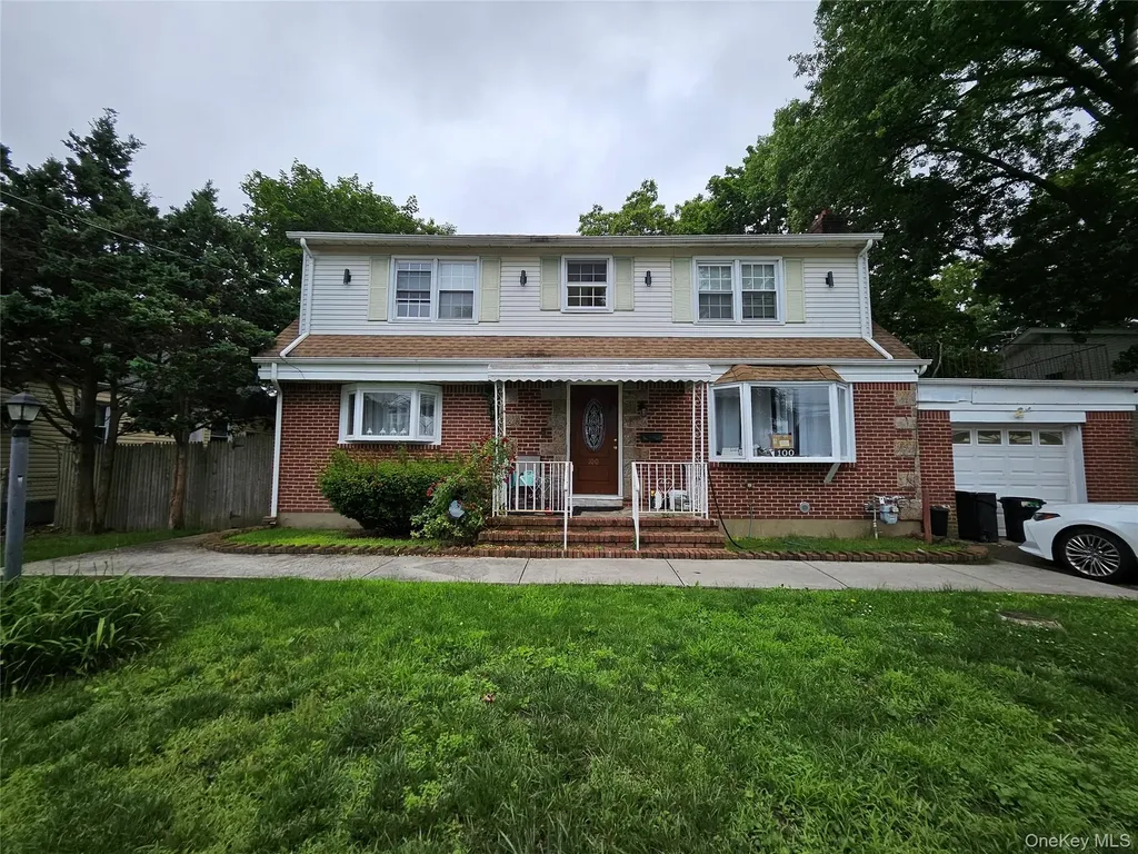 100 Glenmore Avenue Hempstead NY 11550