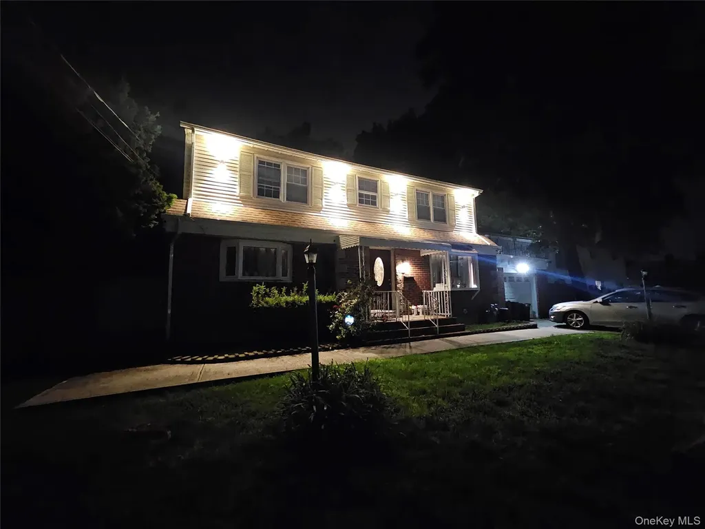 100 Glenmore Avenue Hempstead NY 11550