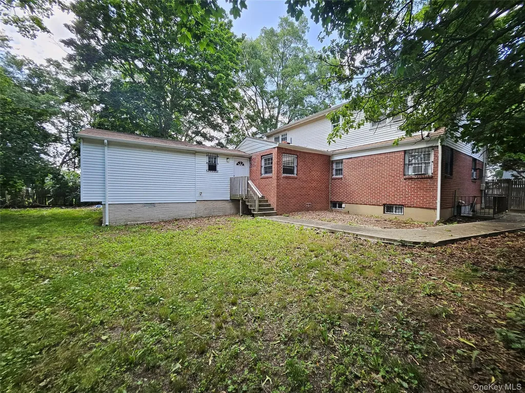 100 Glenmore Avenue Hempstead NY 11550