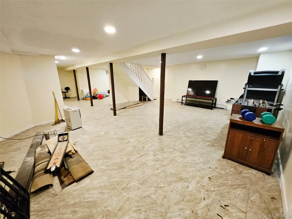100 Glenmore Avenue Hempstead NY 11550