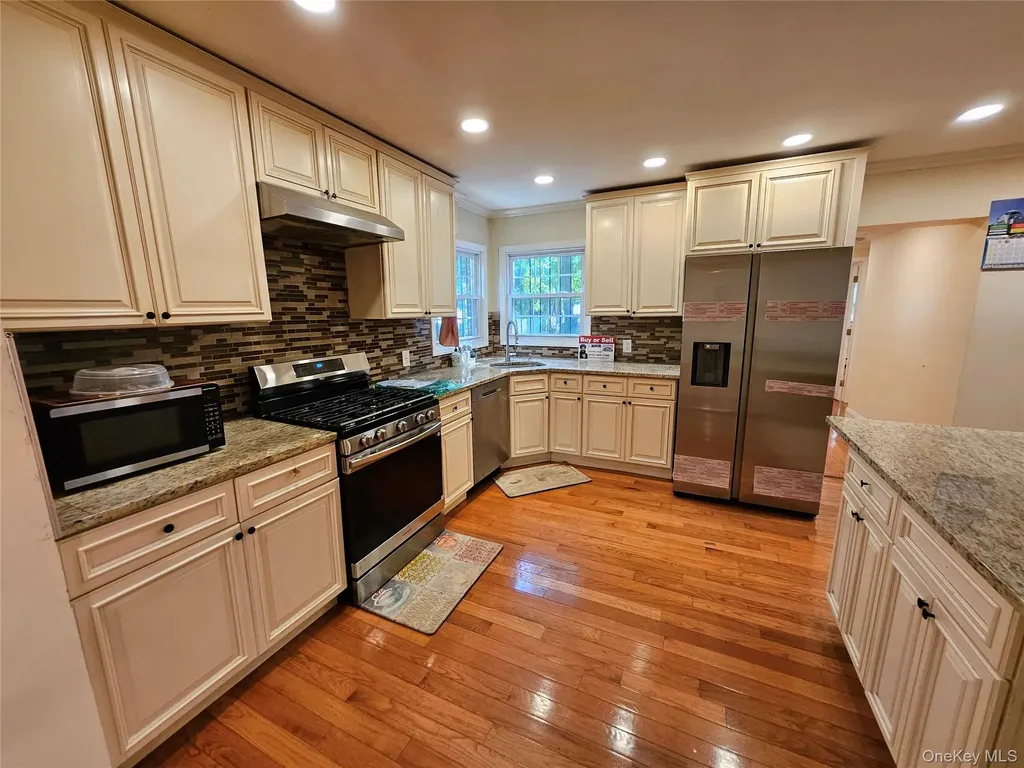 100 Glenmore Avenue Hempstead NY 11550