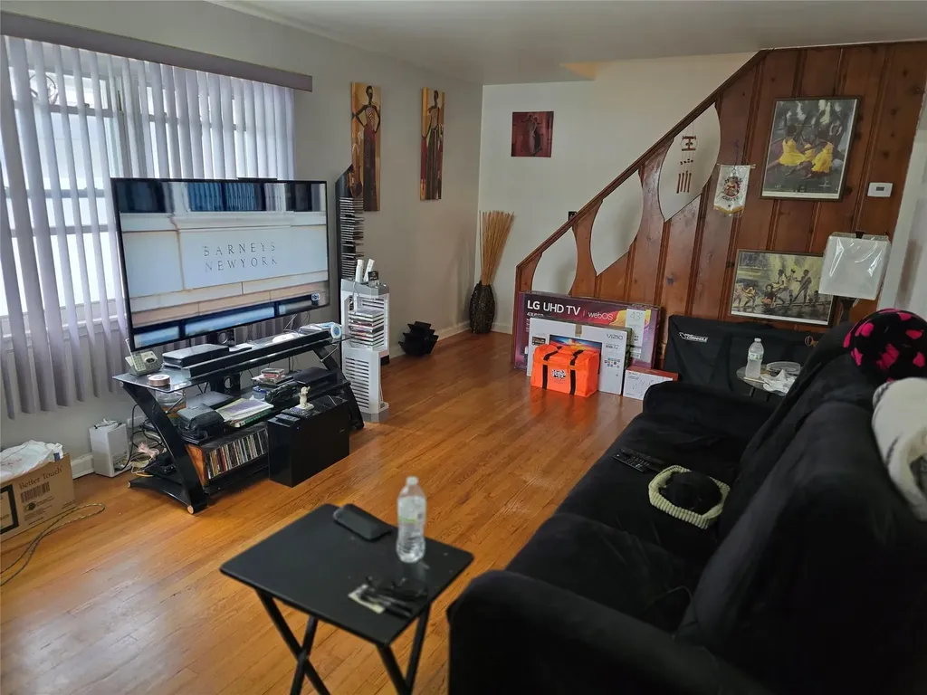 734 Dauntless Parkway Elmont NY 11003