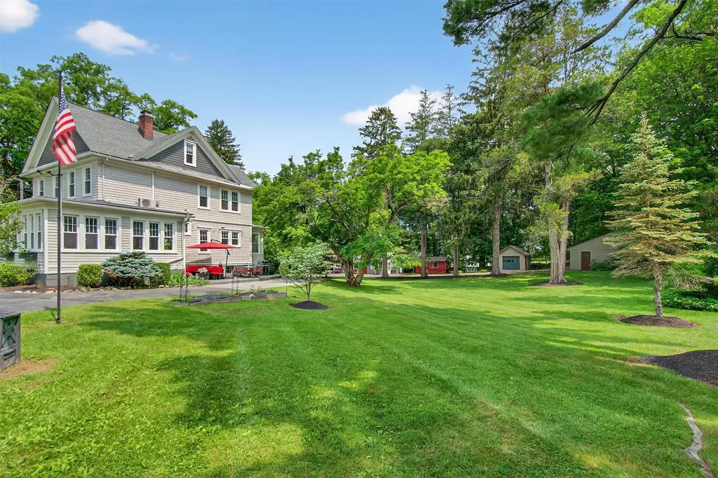 14 Cedar Lane Cornwall NY 12518