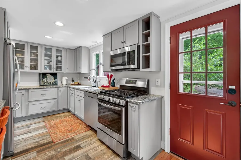 14 Cedar Lane Cornwall NY 12518