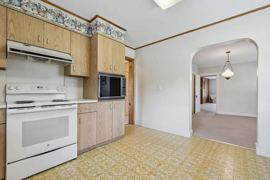 112 Cobb Road Water Mill NY 11976