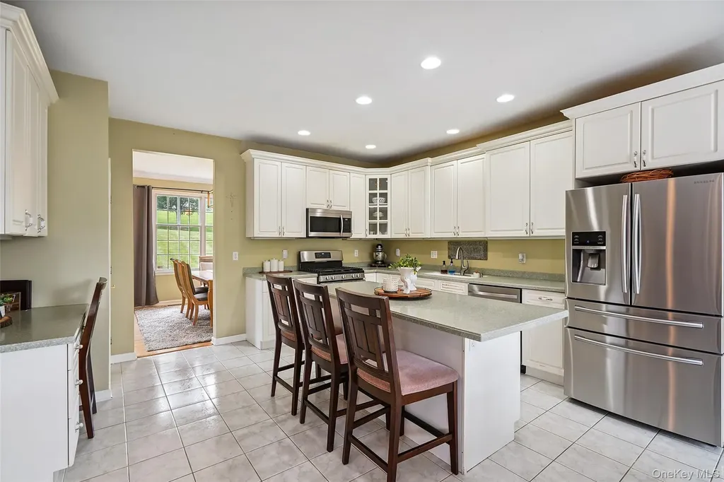 125 Duke Drive Carmel NY 10512