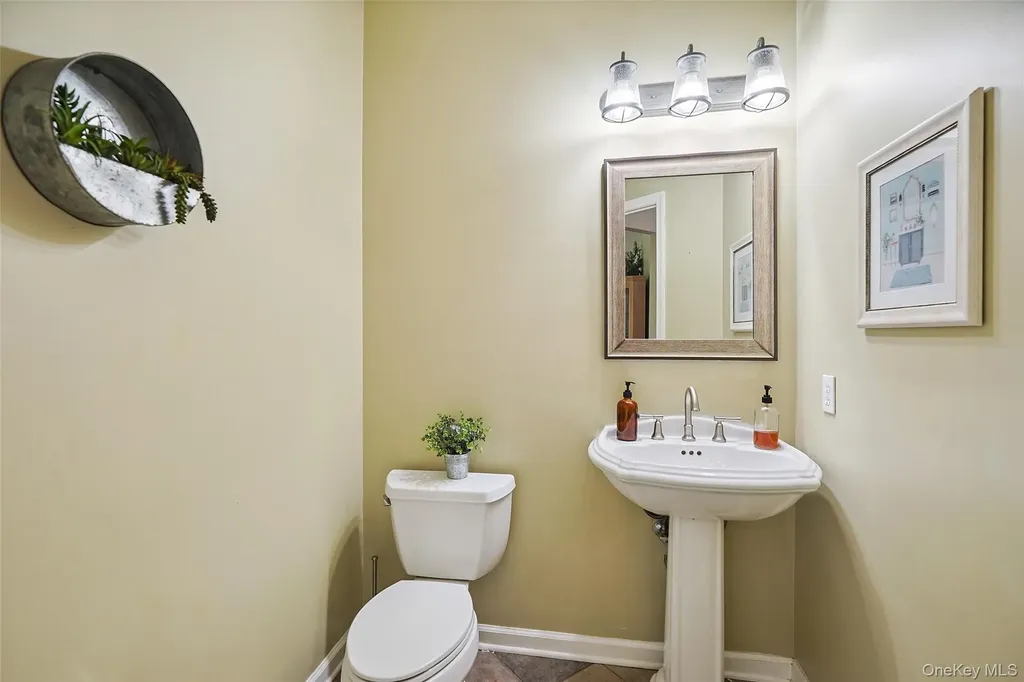 125 Duke Drive Carmel NY 10512