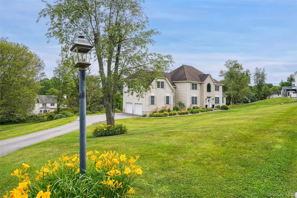 125 Duke Drive Carmel NY 10512