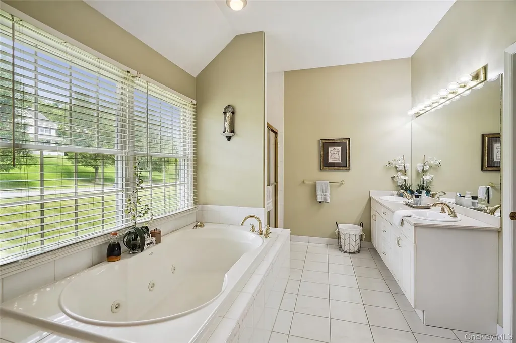 125 Duke Drive Carmel NY 10512