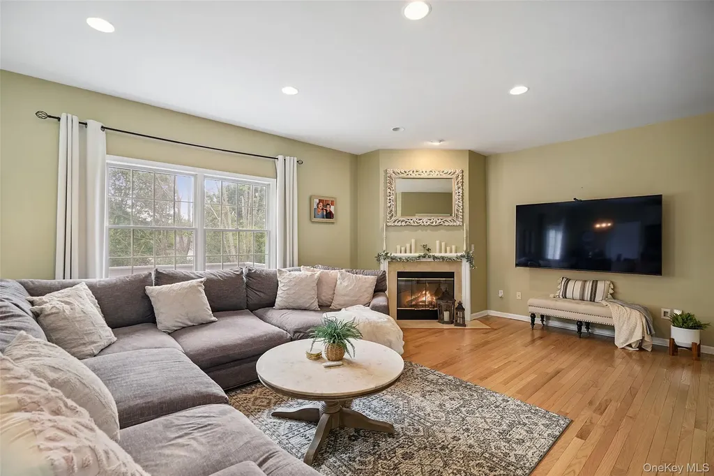 125 Duke Drive Carmel NY 10512