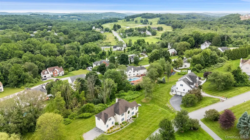 125 Duke Drive Carmel NY 10512