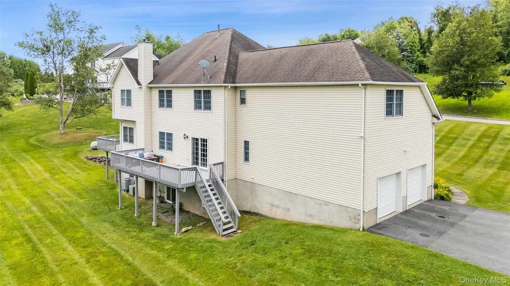 125 Duke Drive Carmel NY 10512