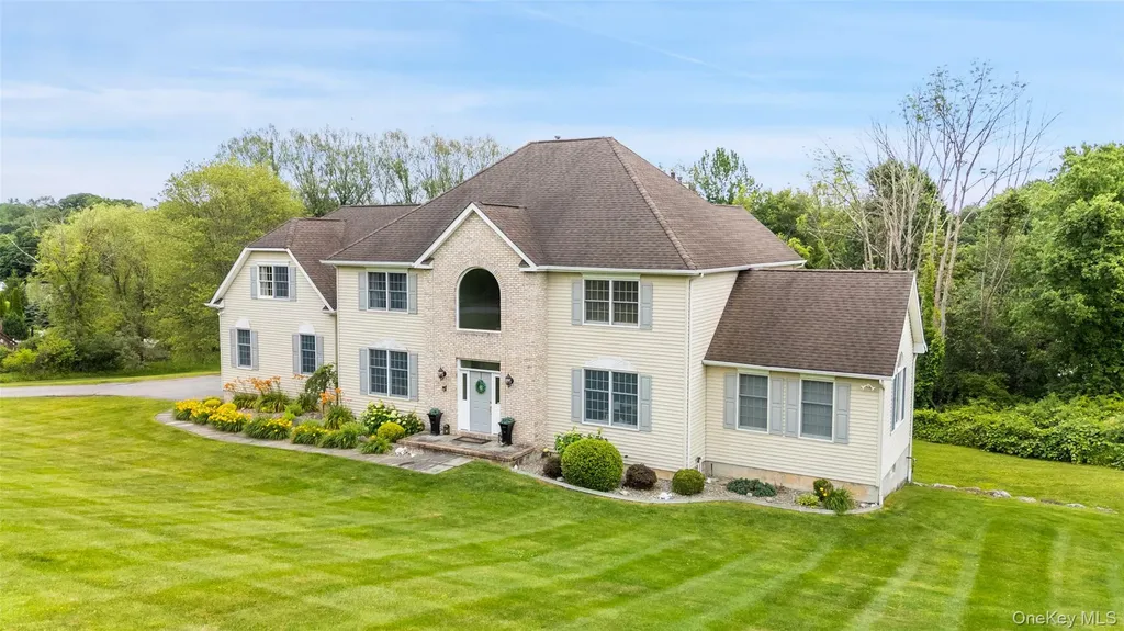 125 Duke Drive Carmel NY 10512
