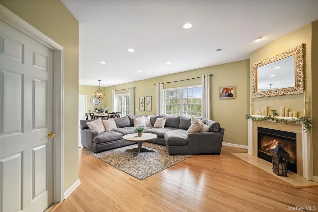 125 Duke Drive Carmel NY 10512
