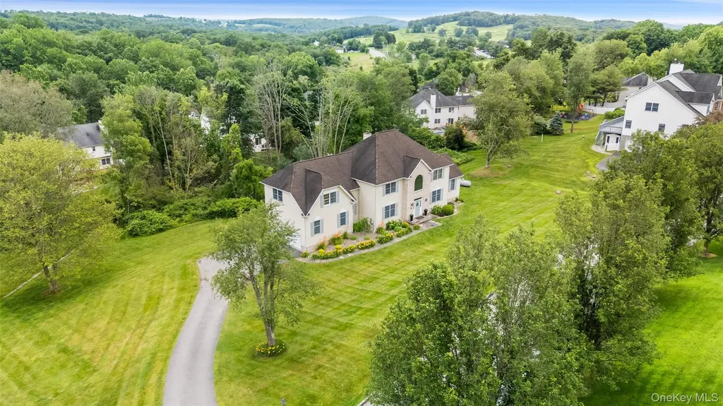 125 Duke Drive Carmel NY 10512