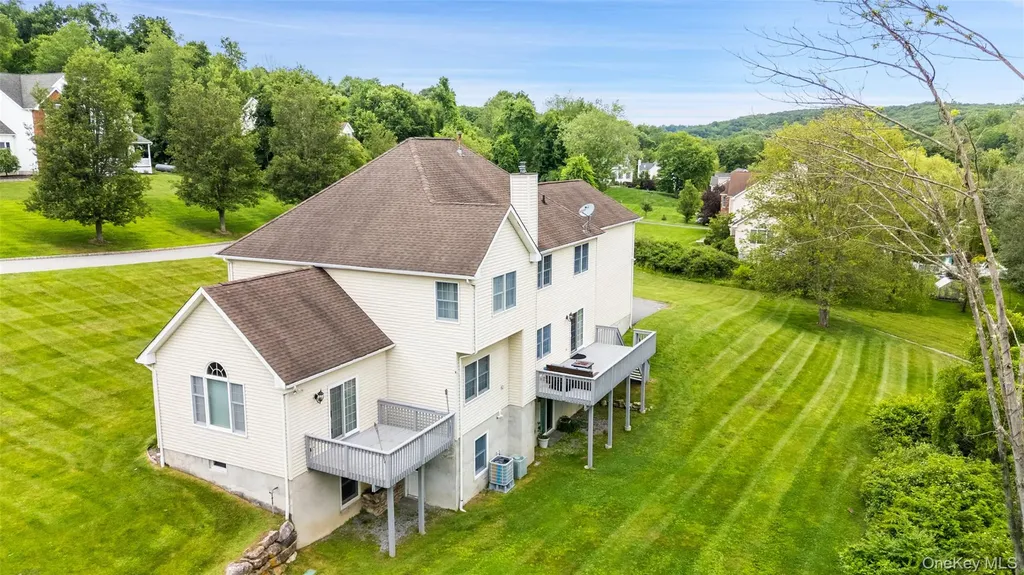 125 Duke Drive Carmel NY 10512