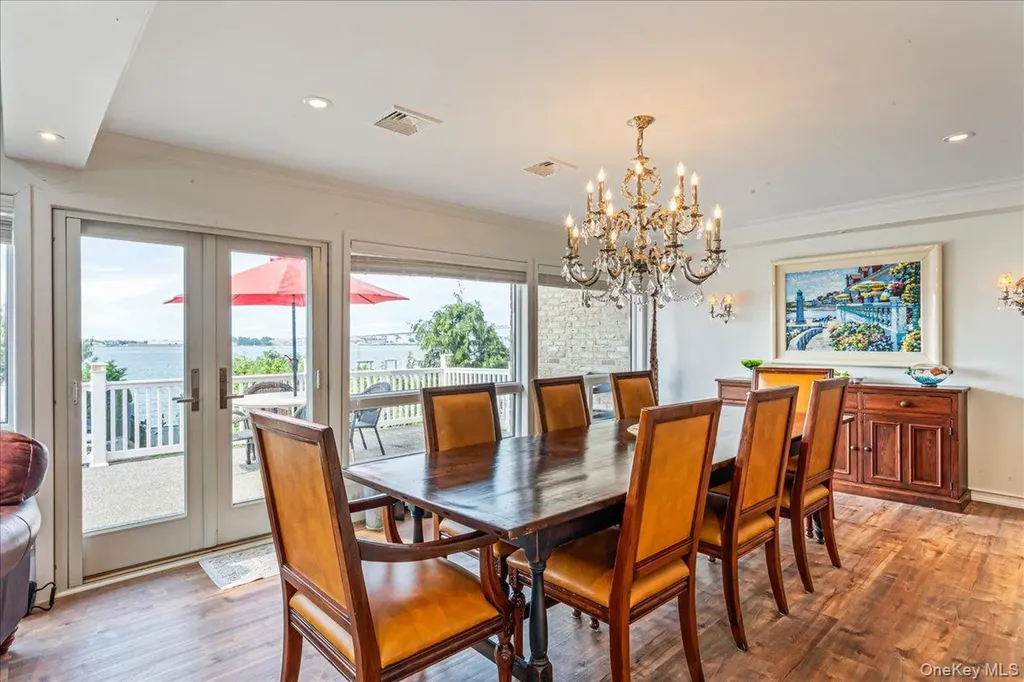 15445 Riverside Drive Whitestone NY 11357