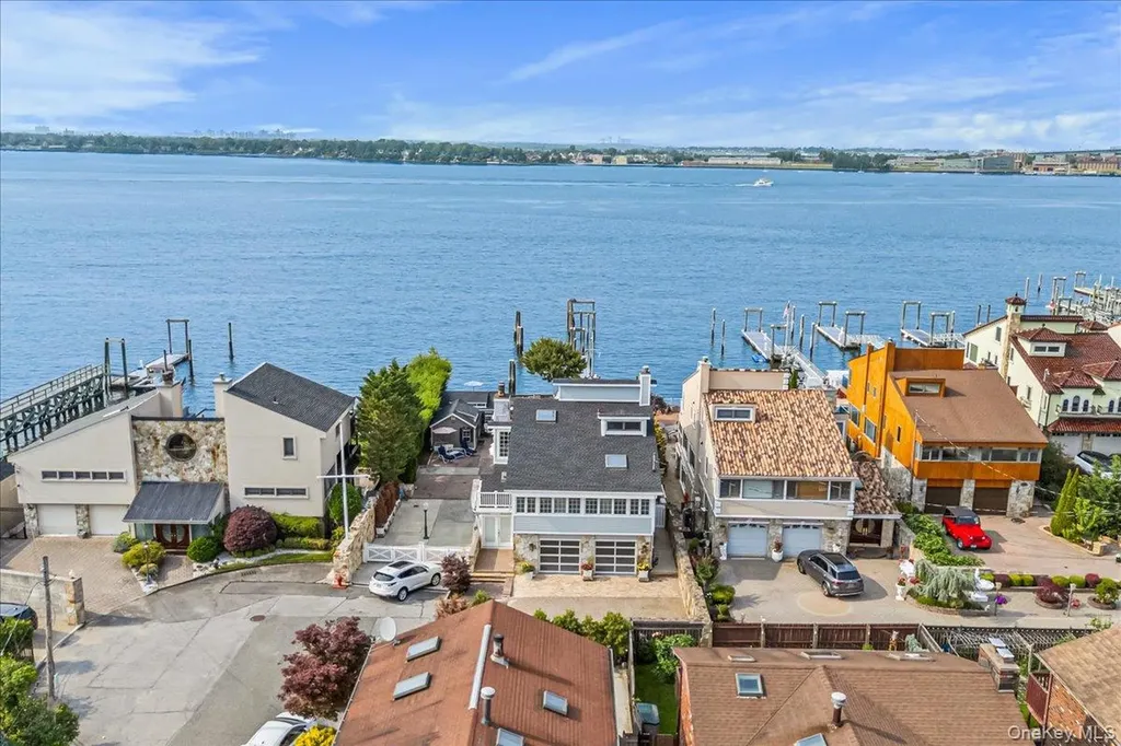 15445 Riverside Drive Whitestone NY 11357
