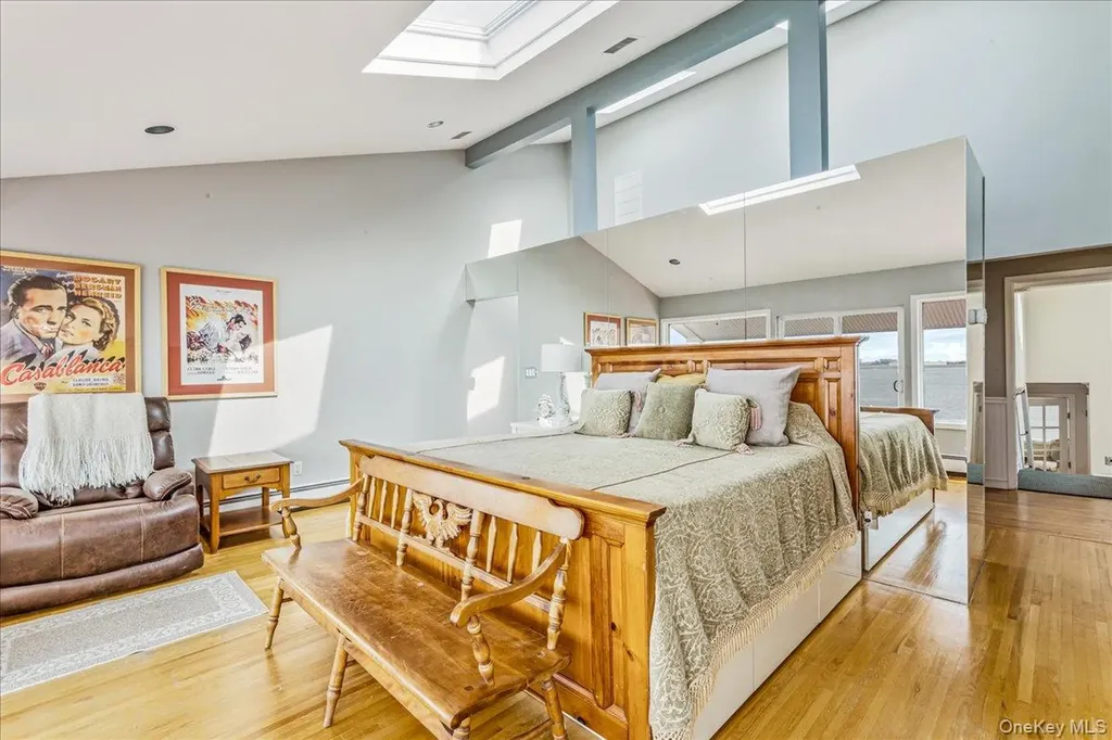 15445 Riverside Drive Whitestone NY 11357