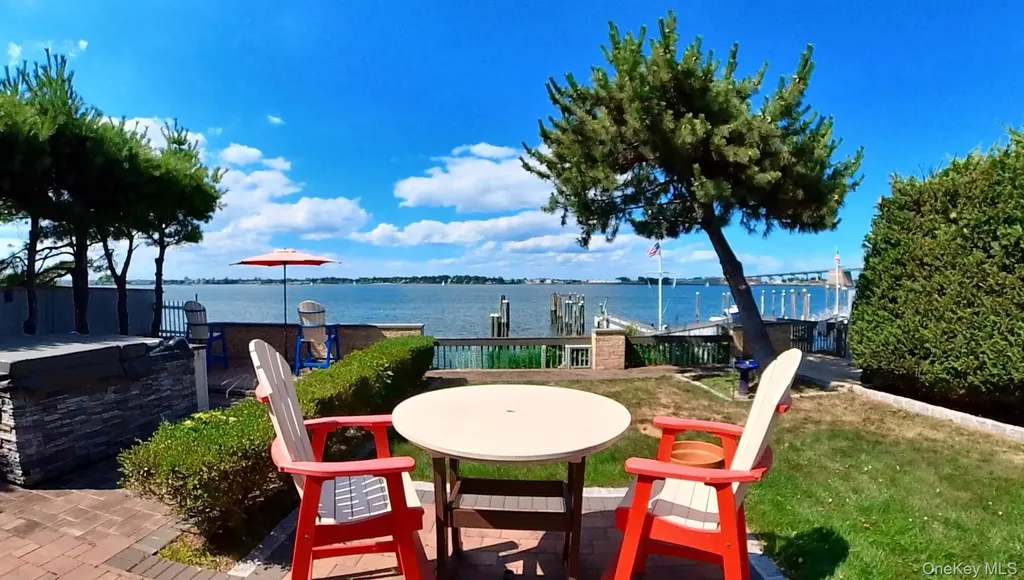 15445 Riverside Drive Whitestone NY 11357