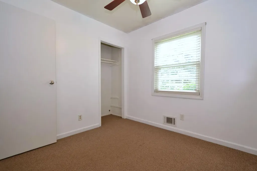 1578 N Thompson Drive Bay Shore NY 11706