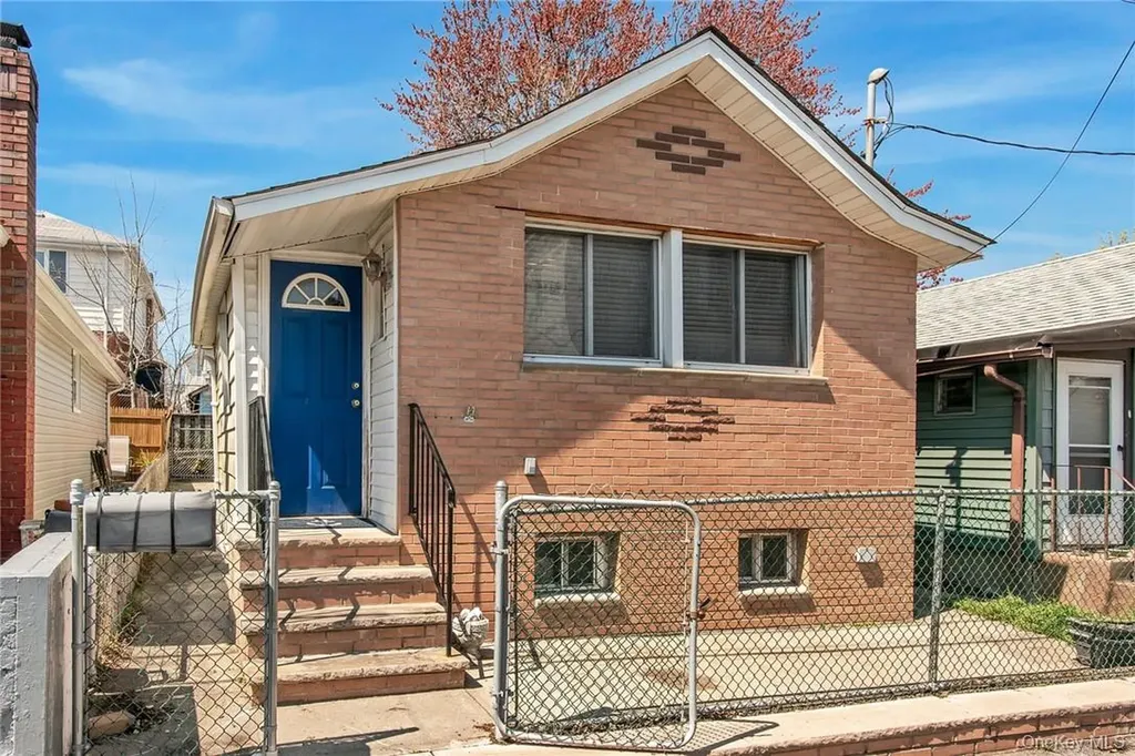 25 B Edgewater Park Bronx NY 10465