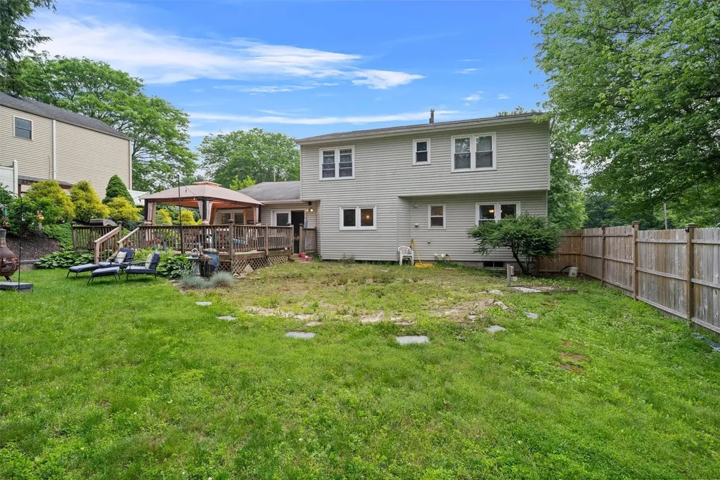100 Shelly Court Cornwall NY 12518